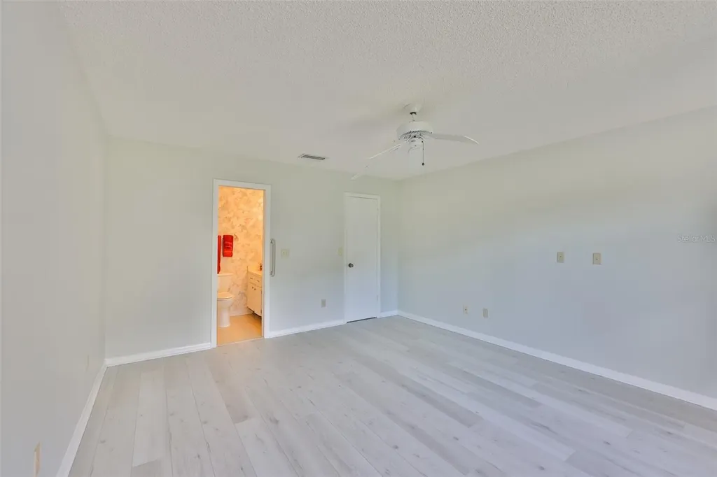 2026 Hawkhurst Circle Sun City Center FL 33573