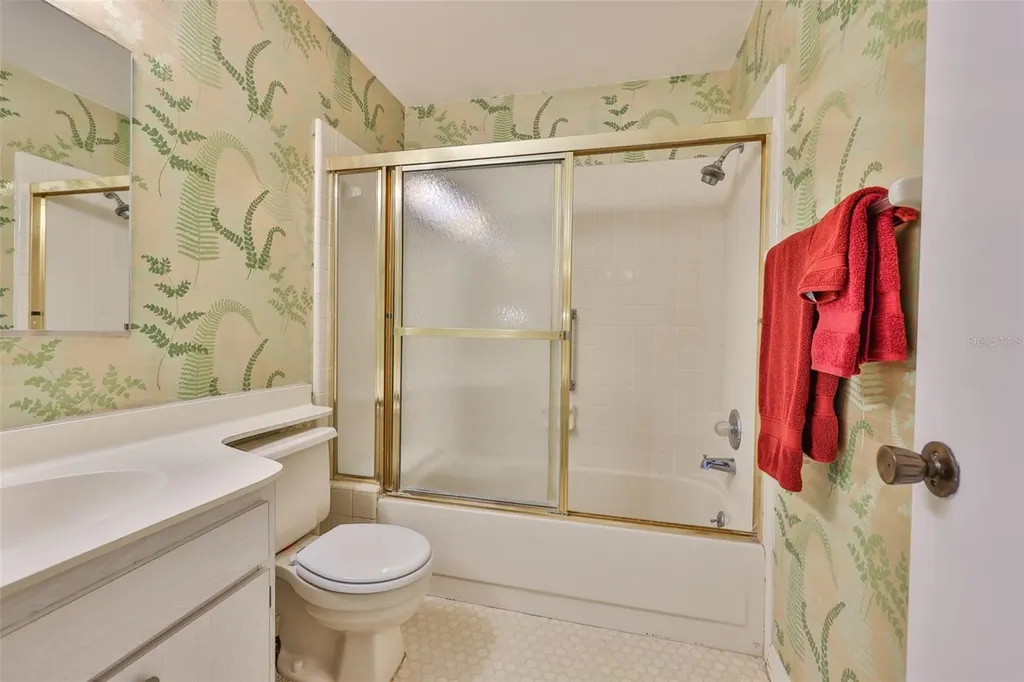 2026 Hawkhurst Circle Sun City Center FL 33573
