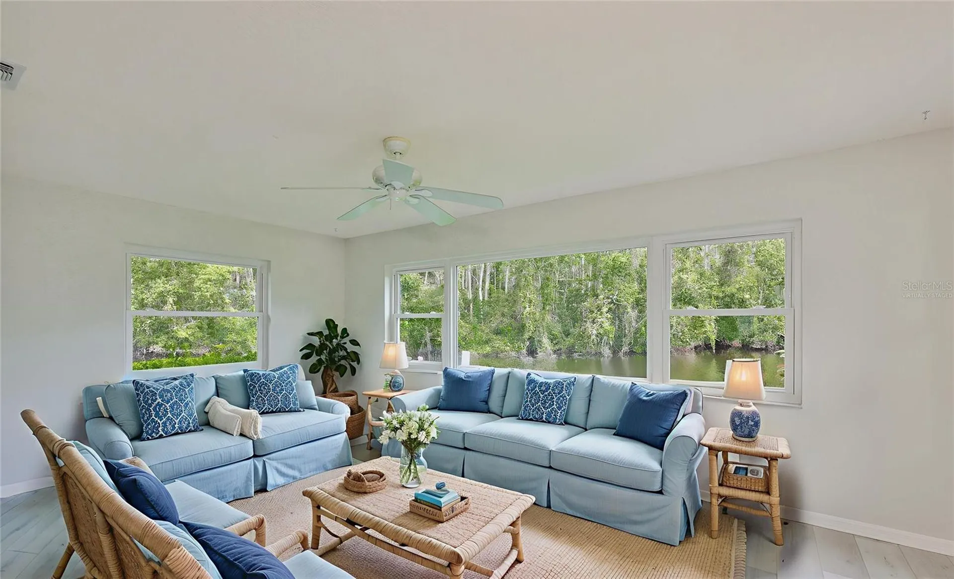 2026 Hawkhurst Circle Sun City Center FL 33573