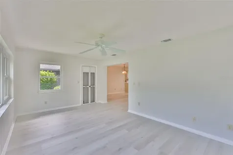 2026 Hawkhurst Circle Sun City Center FL 33573