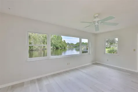 2026 Hawkhurst Circle Sun City Center FL 33573
