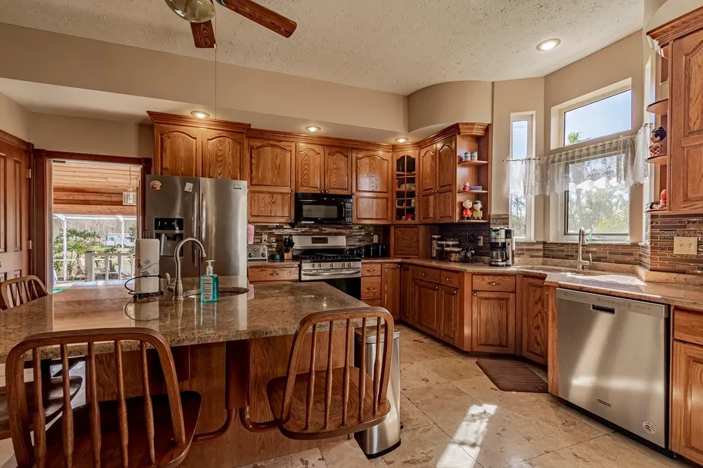 9215 Ridge Road New Port Richey FL 34654