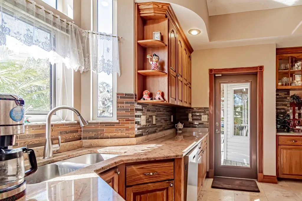 9215 Ridge Road New Port Richey FL 34654