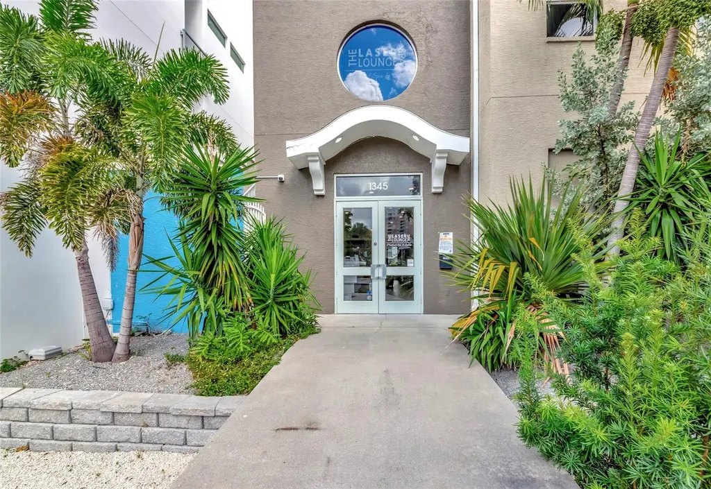 1345 2nd Street Sarasota FL 34236