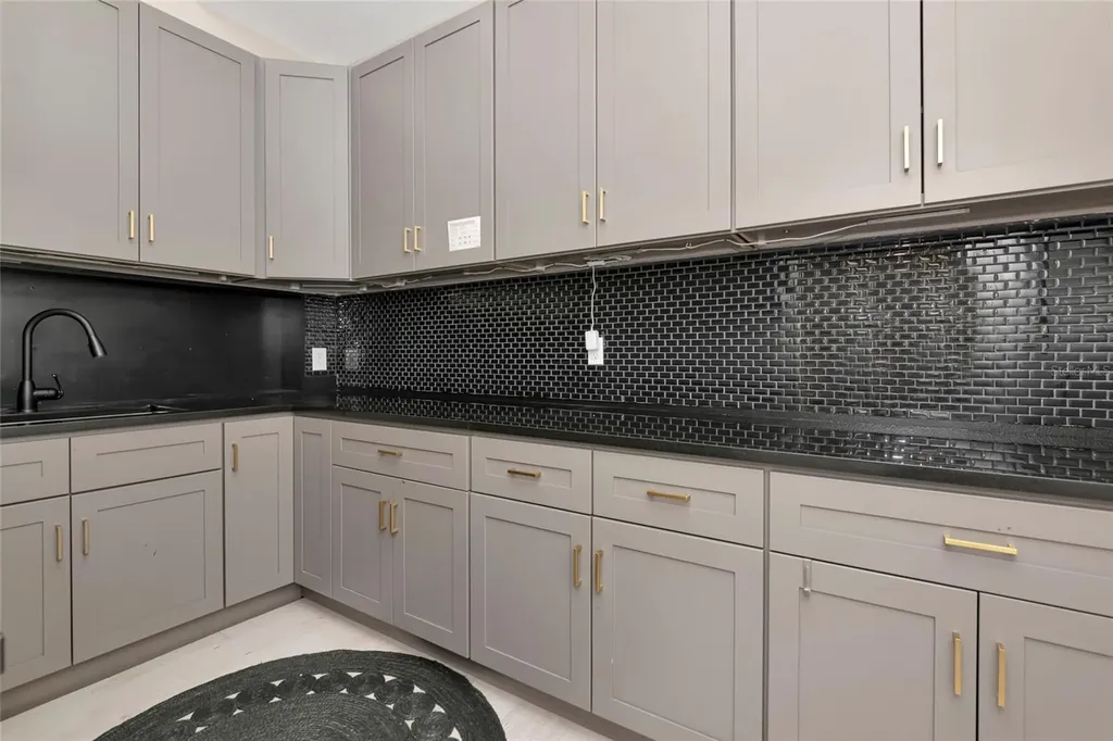 1345 2nd Street Sarasota FL 34236