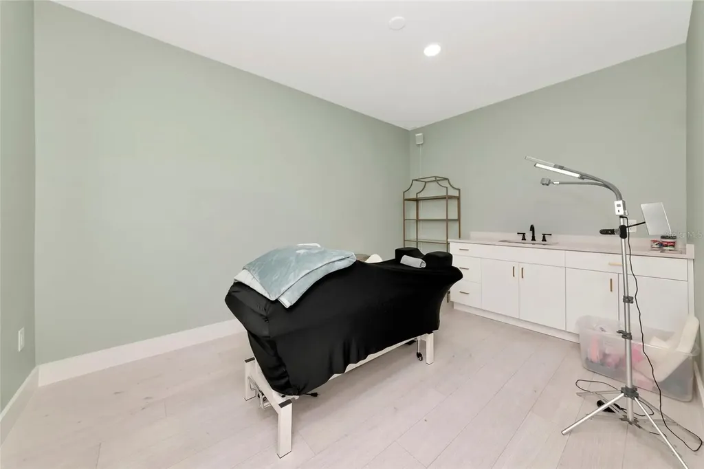 1345 2nd Street Sarasota FL 34236