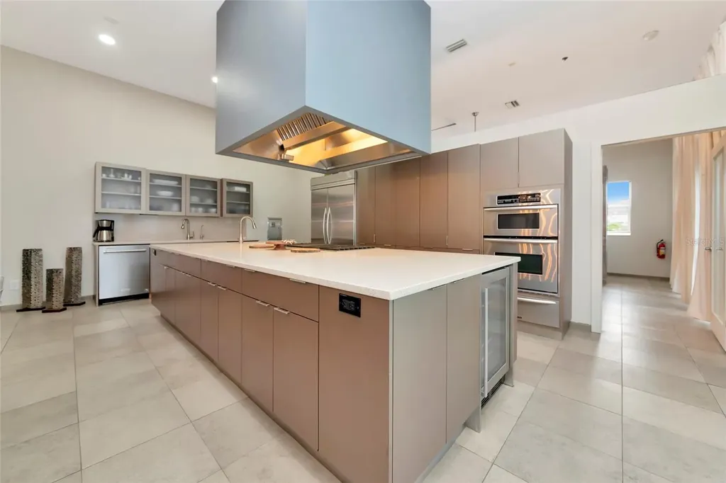 1345 2nd Street Sarasota FL 34236