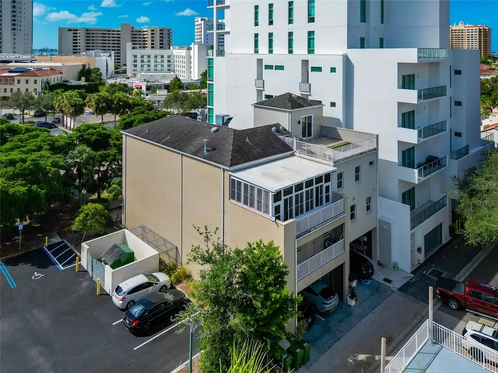 1345 2nd Street Sarasota FL 34236