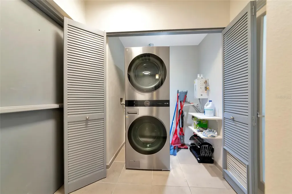 1345 2nd Street Sarasota FL 34236