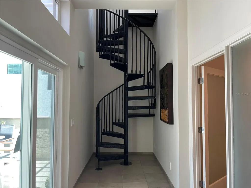 1345 2nd Street Sarasota FL 34236