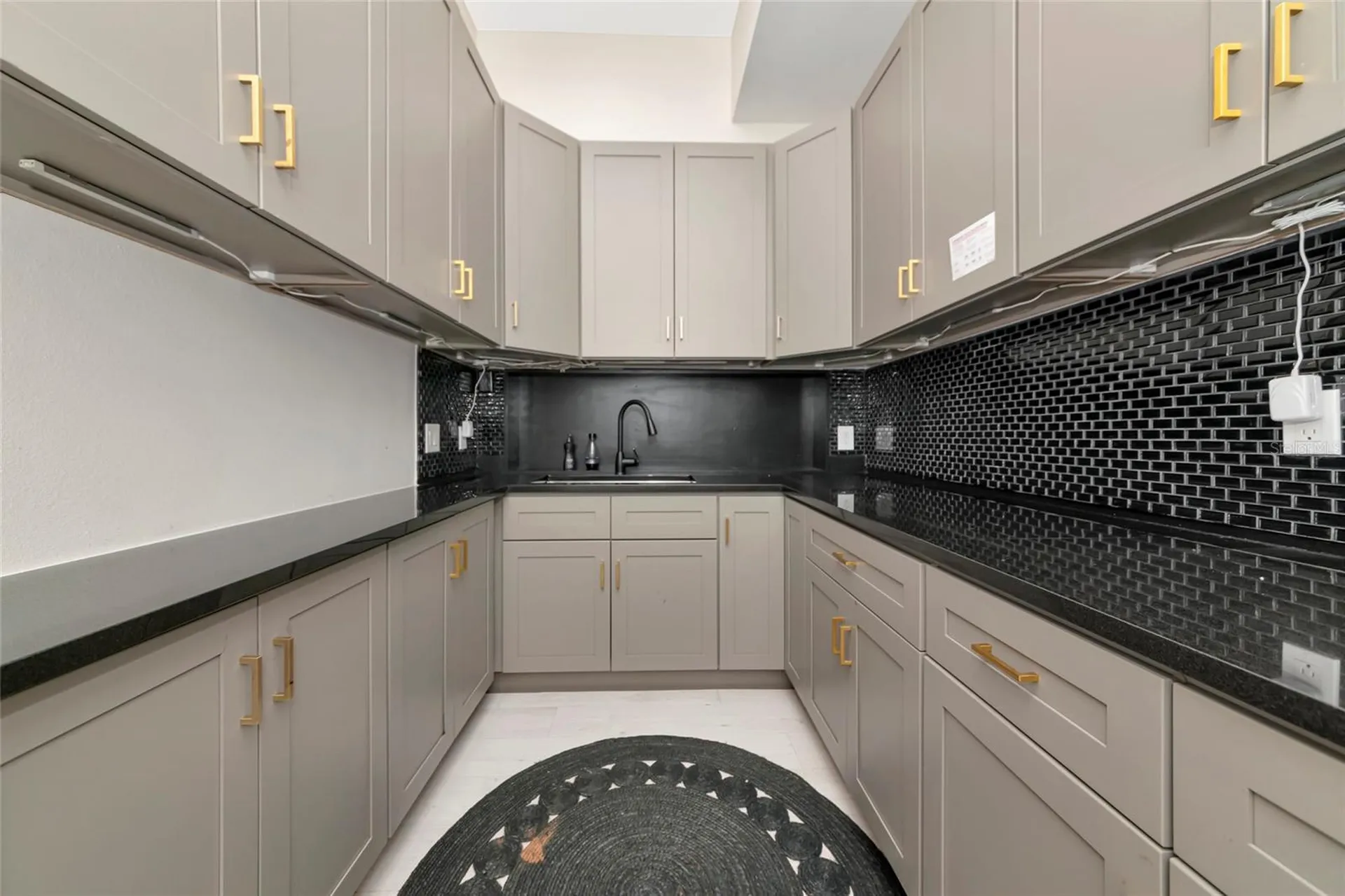 1345 2nd Street Sarasota FL 34236