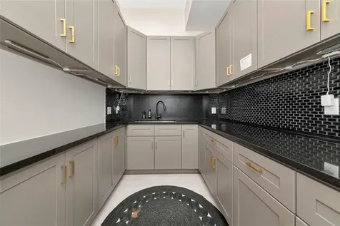 1345 2nd Street Sarasota FL 34236