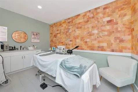 1345 2nd Street Sarasota FL 34236