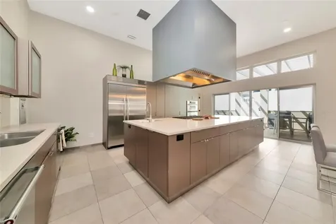 1345 2nd Street Sarasota FL 34236