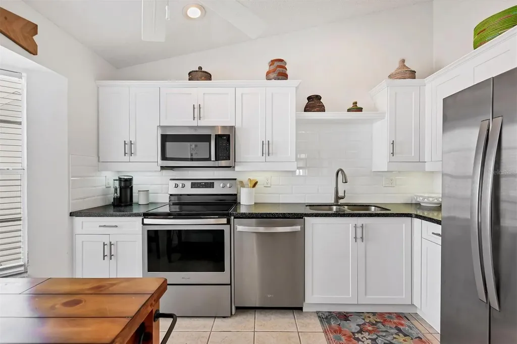 1225 Spoonbill Landings Circle Bradenton FL 34209