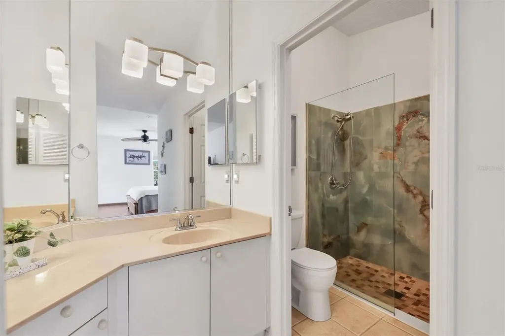 1225 Spoonbill Landings Circle Bradenton FL 34209