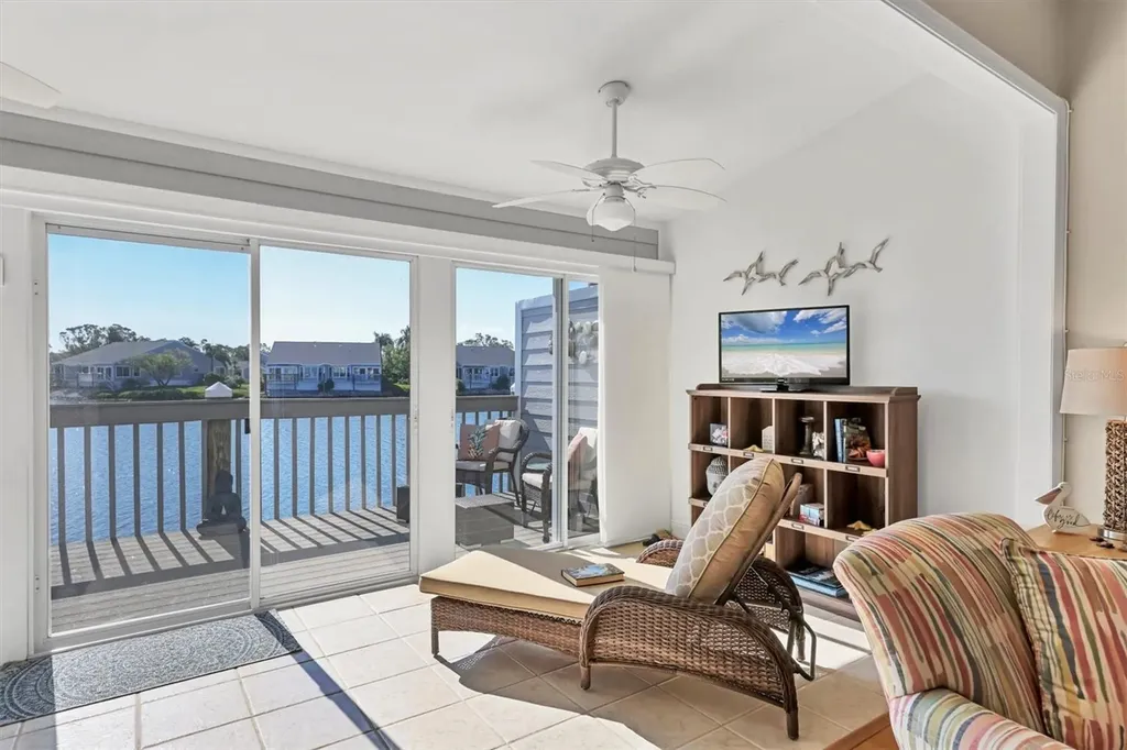 1225 Spoonbill Landings Circle Bradenton FL 34209