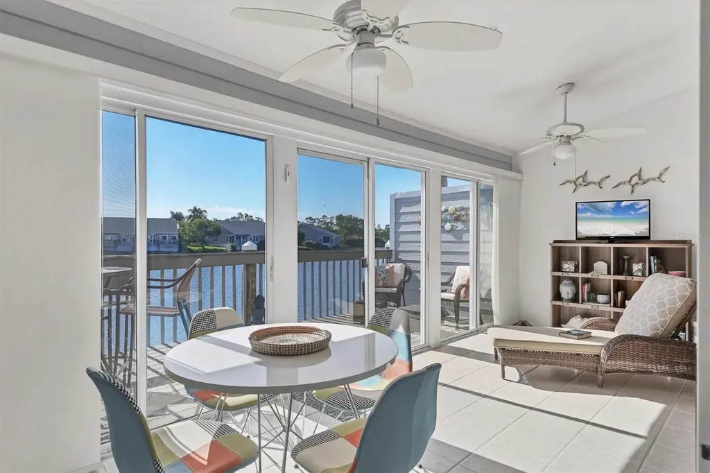 1225 Spoonbill Landings Circle Bradenton FL 34209
