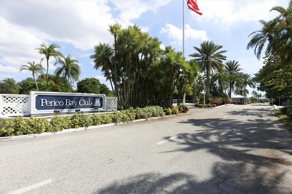 1225 Spoonbill Landings Circle Bradenton FL 34209