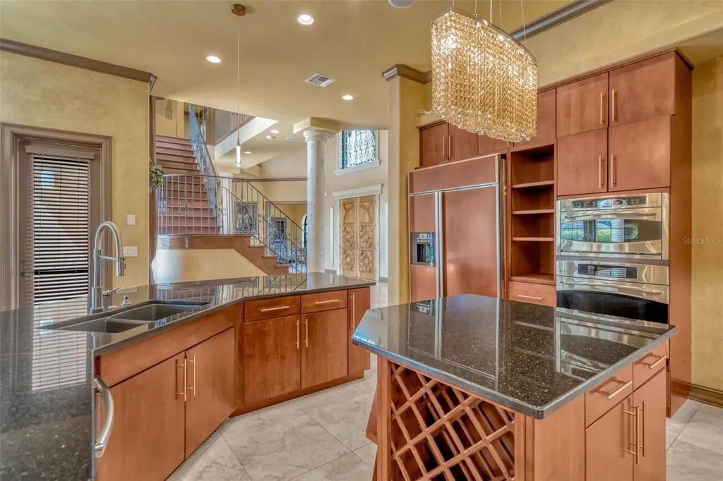 1079 Ashland Avenue Tarpon Springs FL 34689
