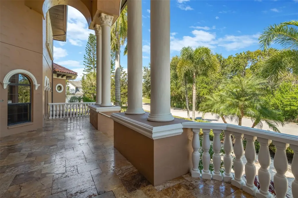 1079 Ashland Avenue Tarpon Springs FL 34689