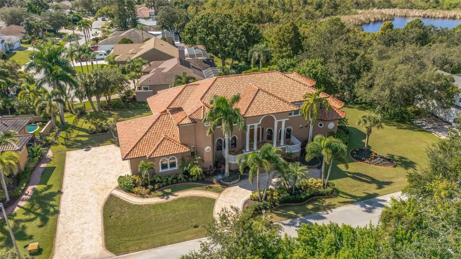 1079 Ashland Avenue Tarpon Springs FL 34689