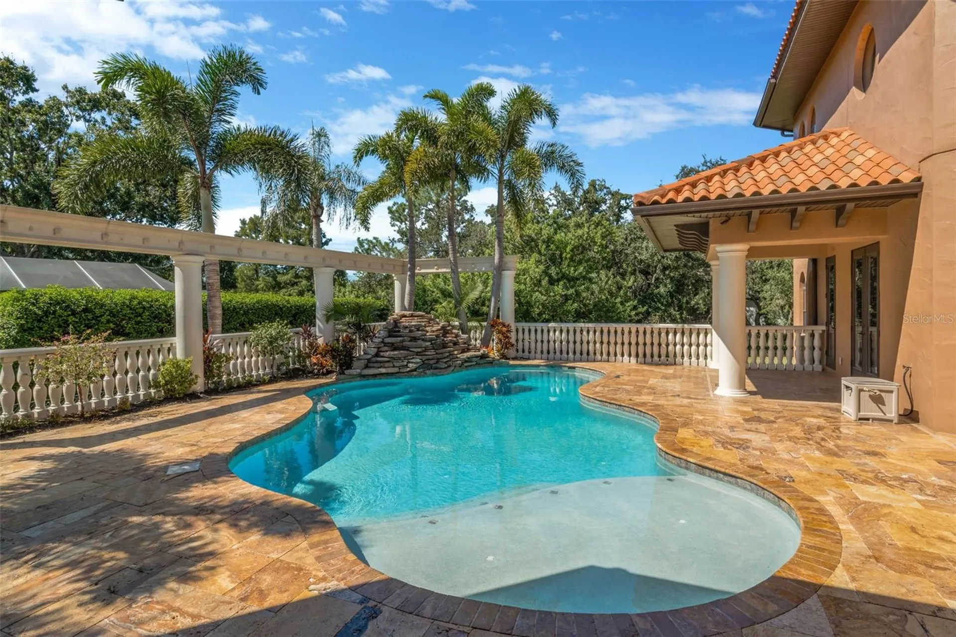1079 Ashland Avenue Tarpon Springs FL 34689