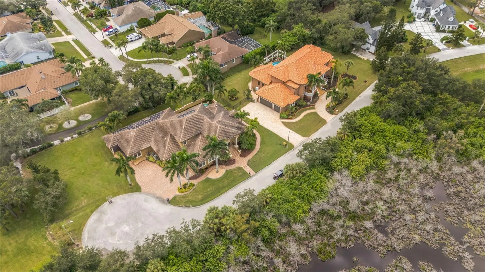 1079 Ashland Avenue Tarpon Springs FL 34689
