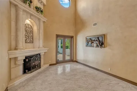 1079 Ashland Avenue Tarpon Springs FL 34689