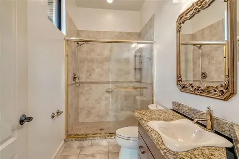 1079 Ashland Avenue Tarpon Springs FL 34689