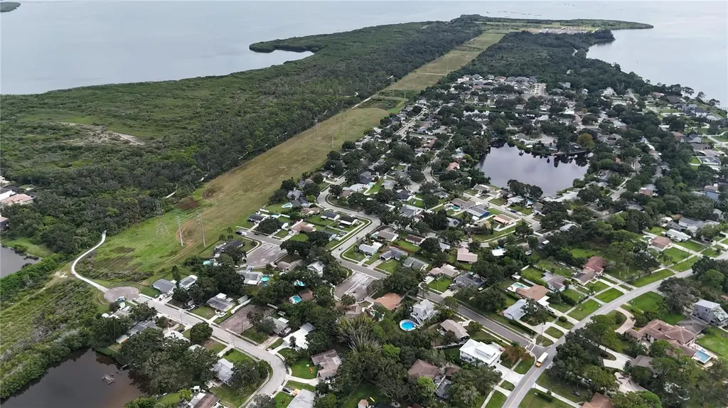 436 Country Club Drive Oldsmar FL 34677