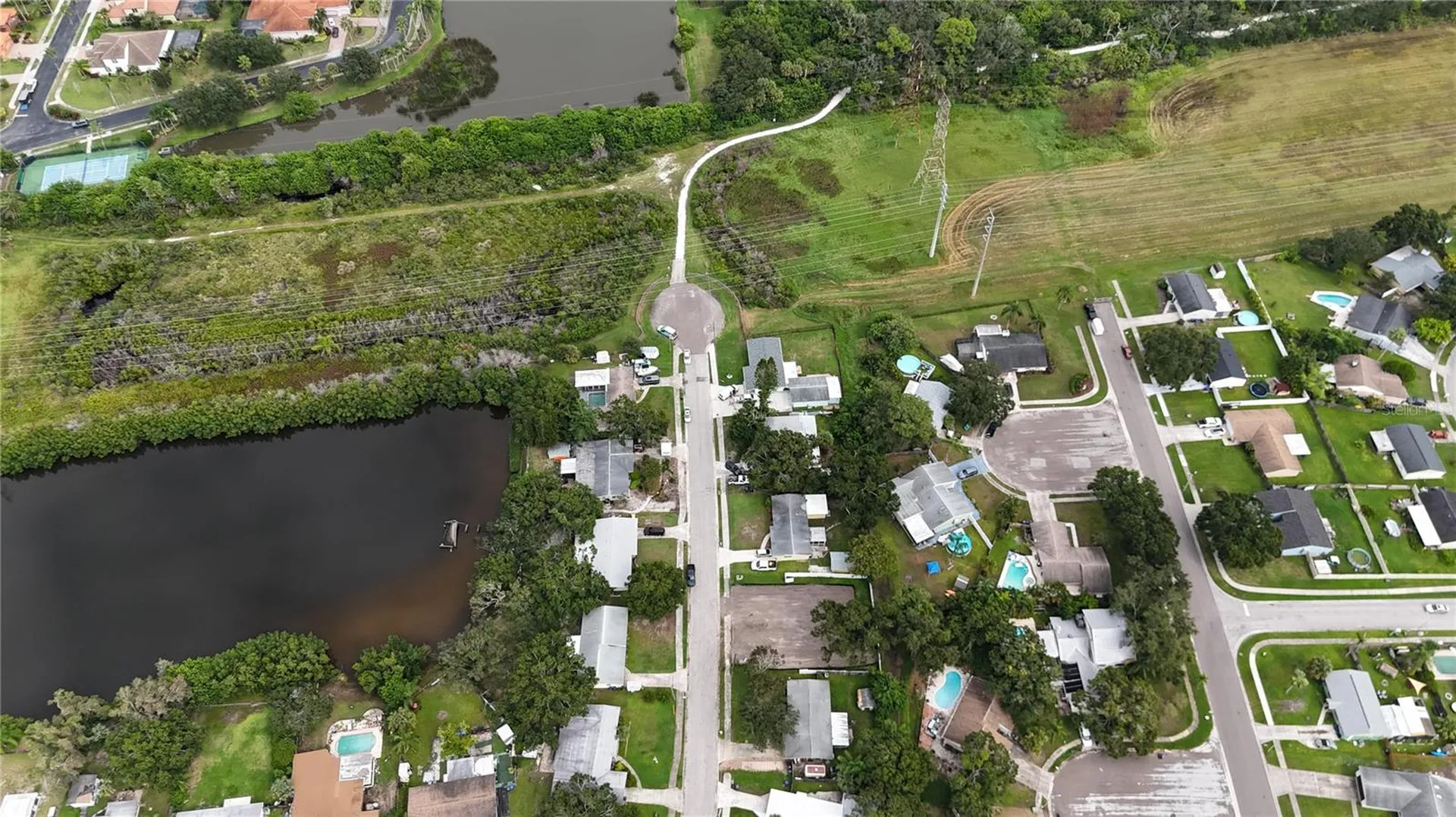 436 Country Club Drive Oldsmar FL 34677