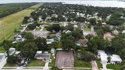 436 Country Club Drive Oldsmar FL 34677