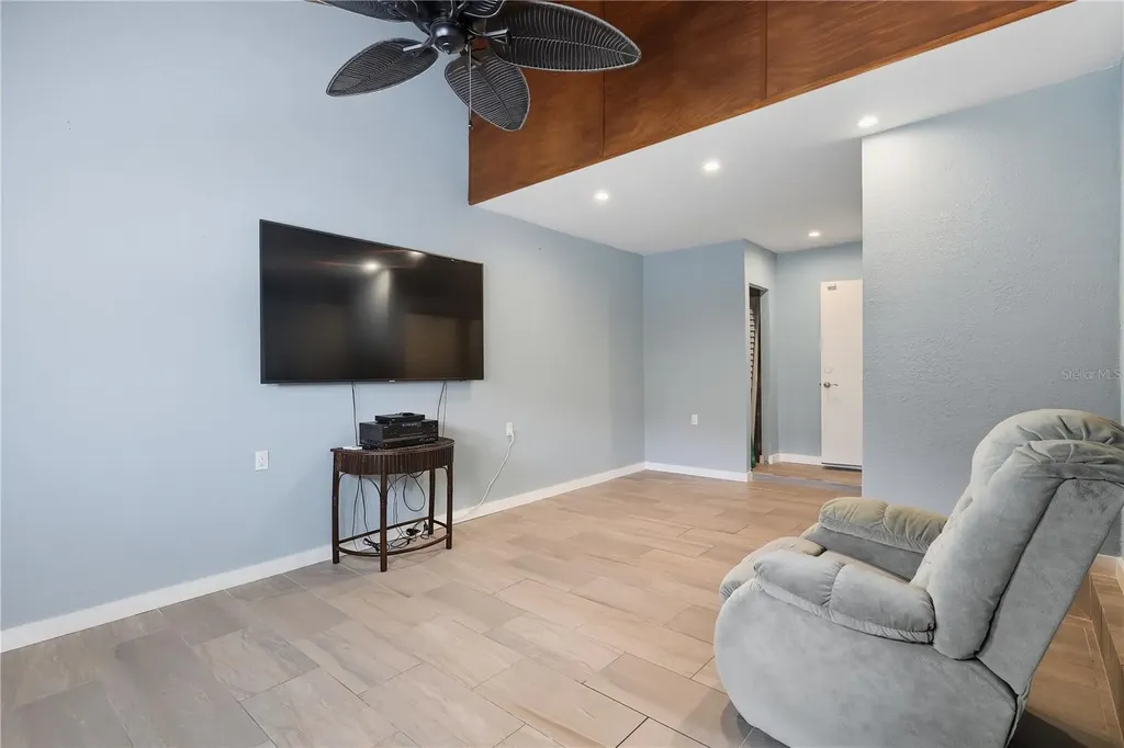 8717 Bay Pointe Drive Tampa FL 33615