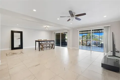 8717 Bay Pointe Drive Tampa FL 33615