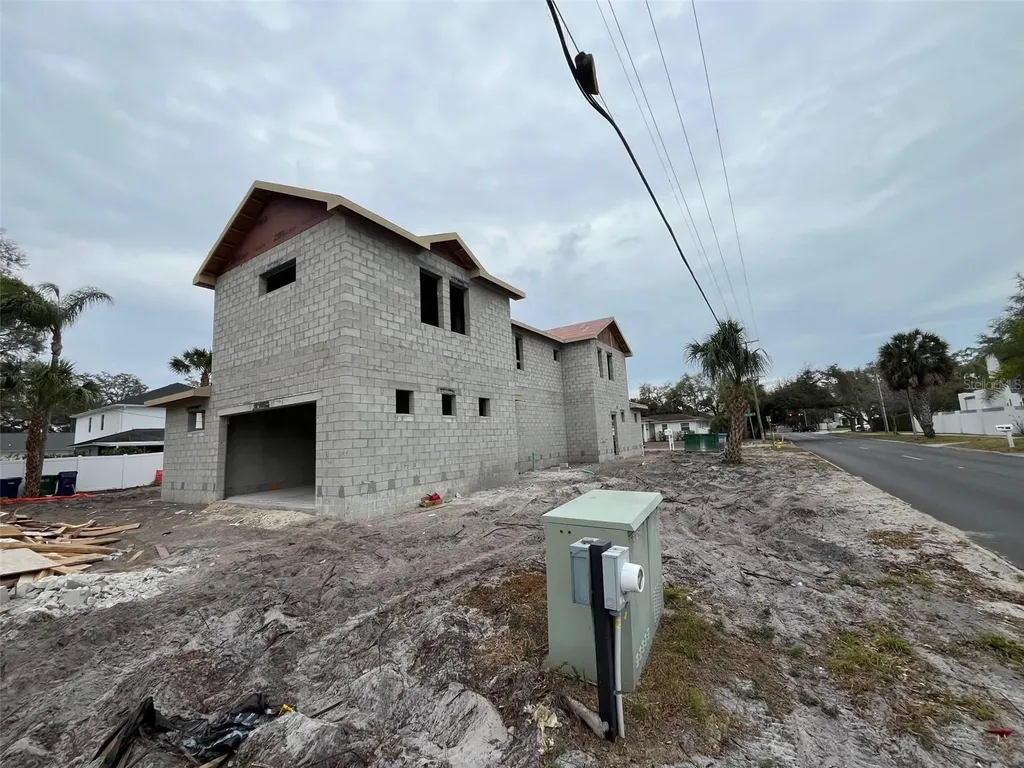 4115 W Mullen Avenue Tampa FL 33609
