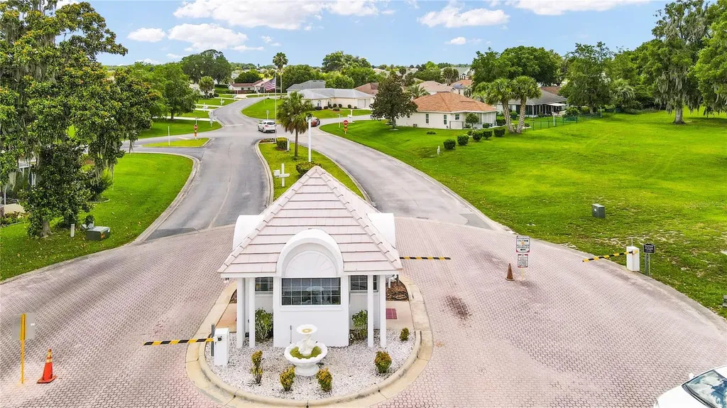 1921 NW 50th Circle Ocala FL 34482