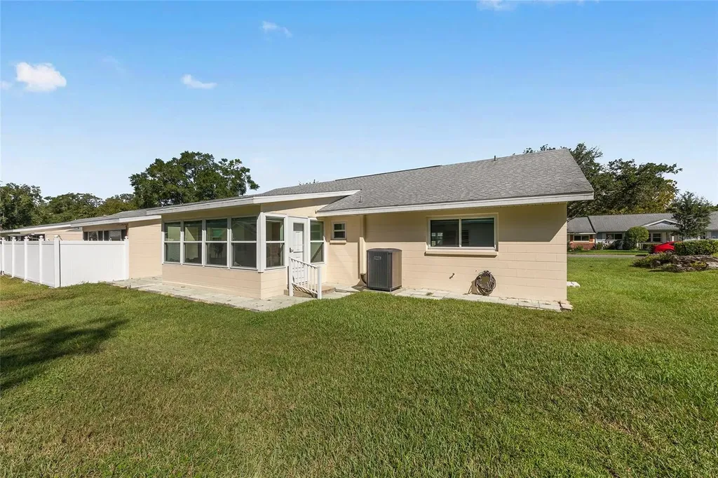 8630 SW 94th Lane Ocala FL 34481