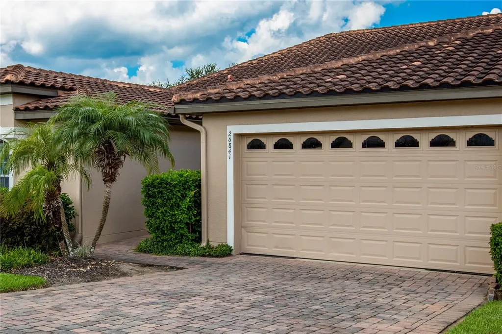 26841 Bella Vista Drive Howey In The Hills FL 34737