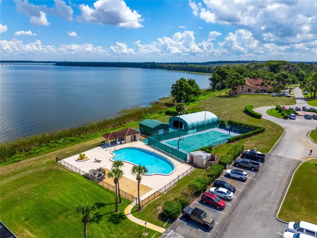 26841 Bella Vista Drive Howey In The Hills FL 34737