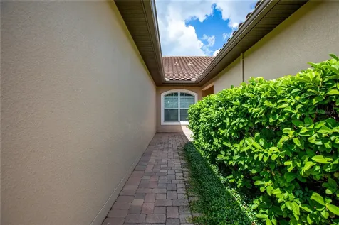26841 Bella Vista Drive Howey In The Hills FL 34737