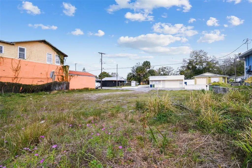2213 E Columbus Drive Tampa FL 33605