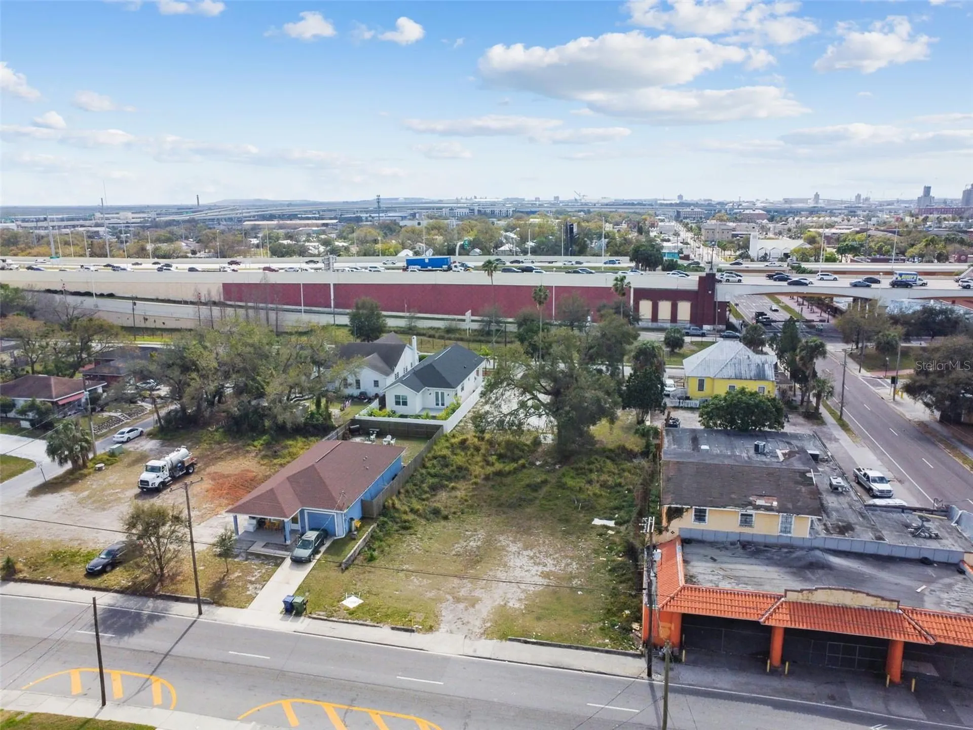2213 E Columbus Drive Tampa FL 33605