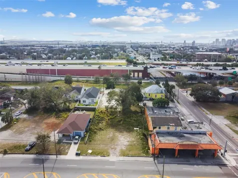 2213 E Columbus Drive Tampa FL 33605