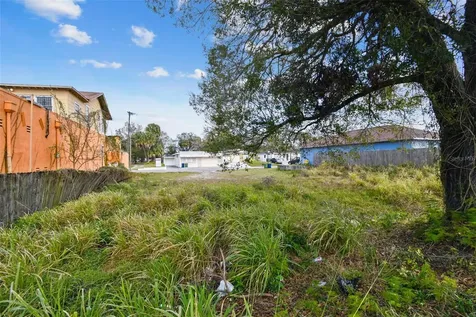 2213 E Columbus Drive Tampa FL 33605