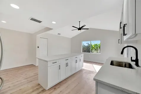 2420 16th Street W Palmetto FL 34221