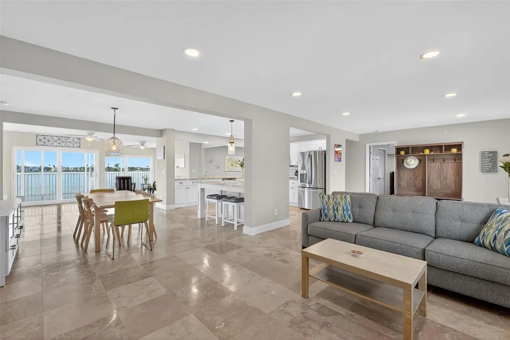 800 Madonna Boulevard Tierra Verde FL 33715