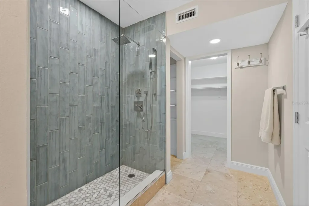 800 Madonna Boulevard Tierra Verde FL 33715