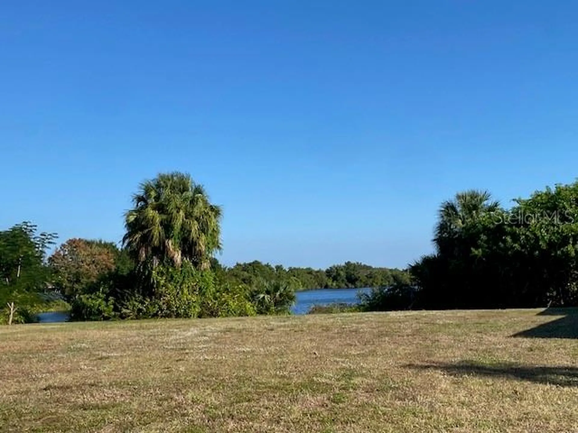 11344 Southwind Lake Drive Gibsonton FL 33534