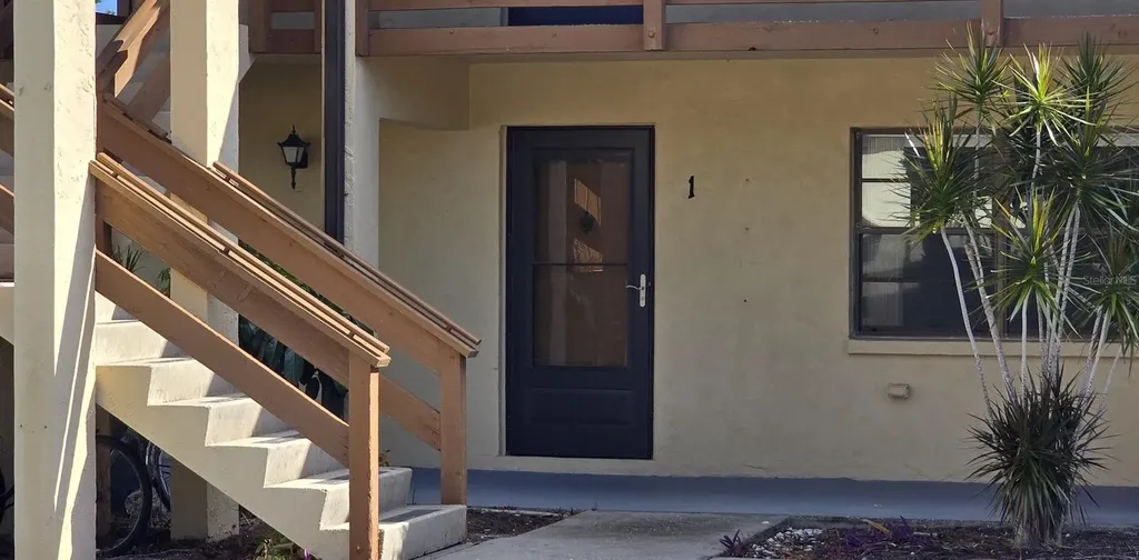 10 Quails Run Boulevard Englewood FL 34223